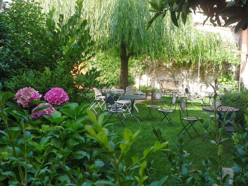 Lori'S Inn Mondovì Pokoj fotografie